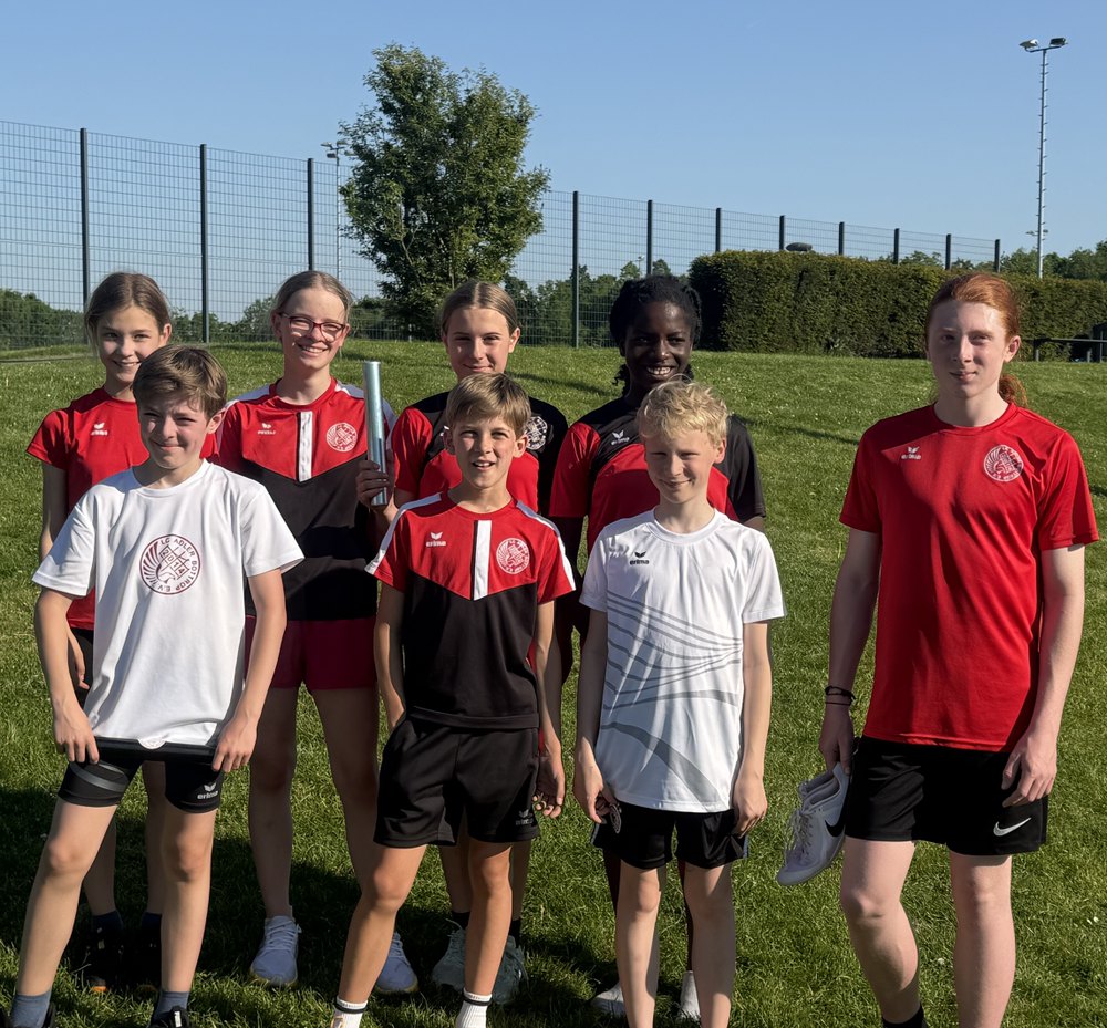 LC Adler Nachwuchs-Athleten/Innen starten erfolgreich in die Freiluftsaison